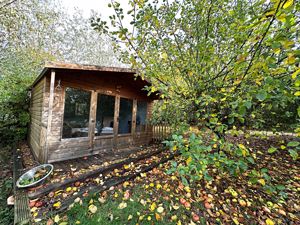 Summer house 2- click for photo gallery